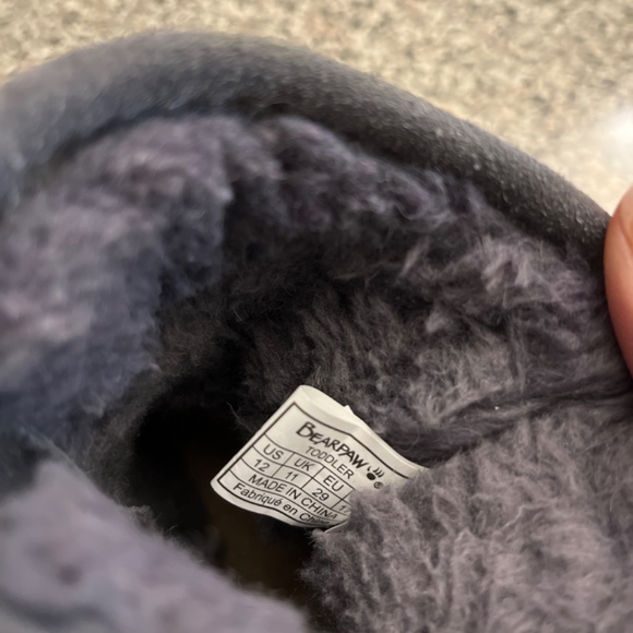 Bear paw gray boots with pink bottom size 12 - Picture 4 of 5